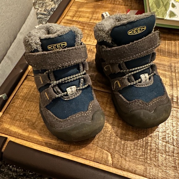 Keen' Knotch Chukka toddler size 5 - Picture 5 of 6